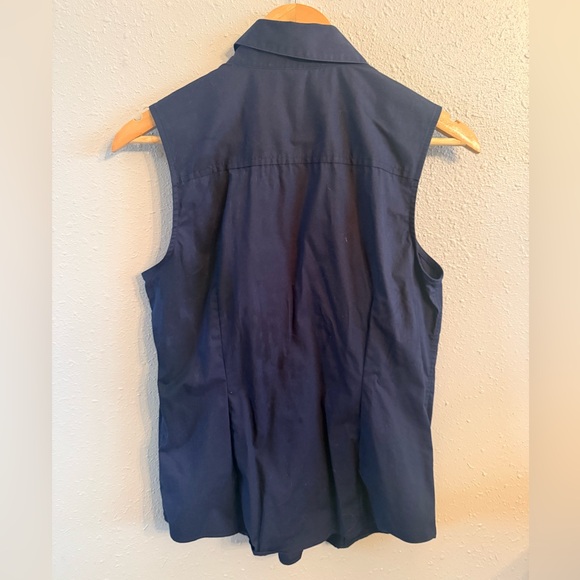 Brooks Brothers Ruffle Sleeveless Blouse Size 8 Navy - Picture 4 of 7